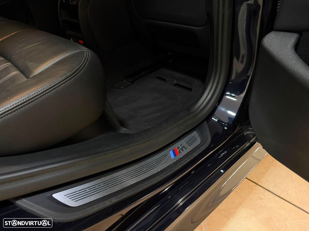 BMW 520 d Pack Desportivo M Auto - 61