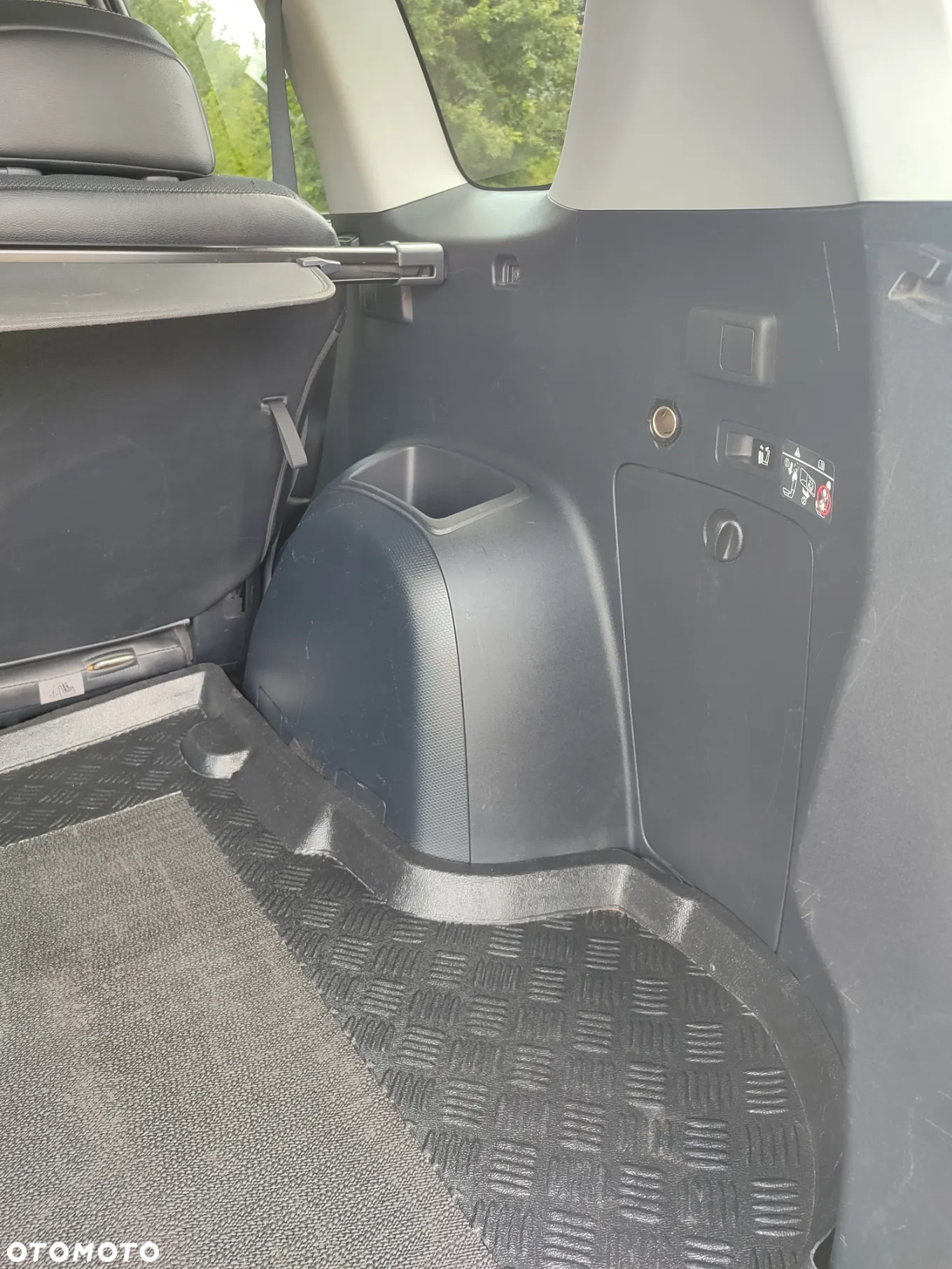 Mitsubishi Outlander 2.0 DI-D 4WD Intense - 21