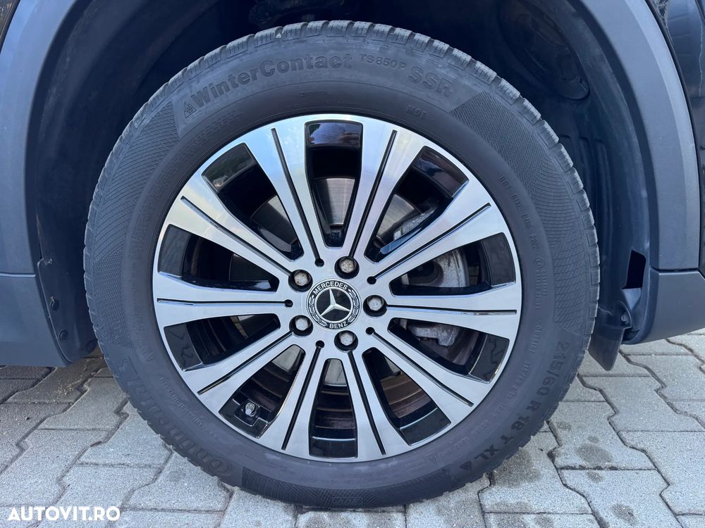 Mercedes-Benz GLA - 28