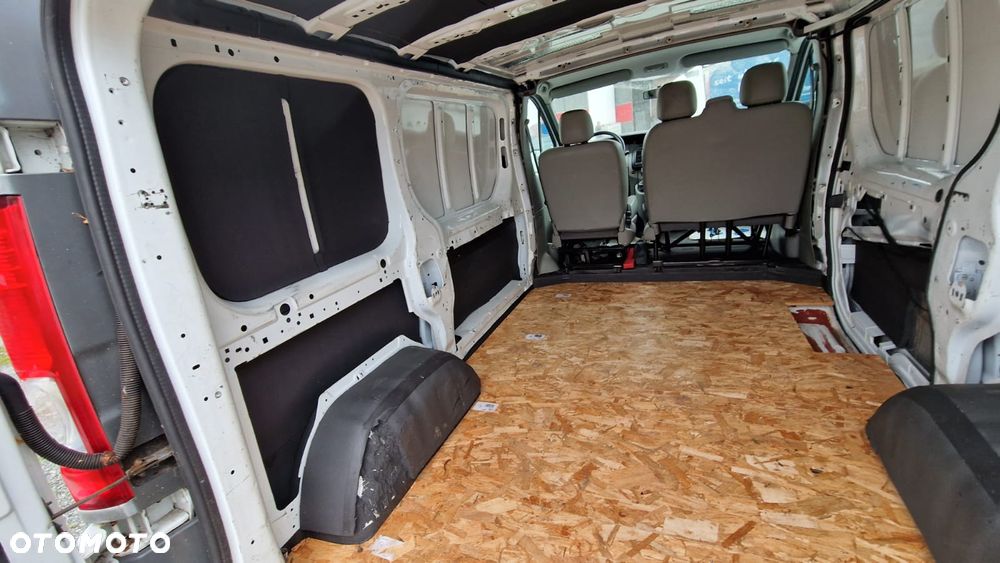 Opel Vivaro - 13