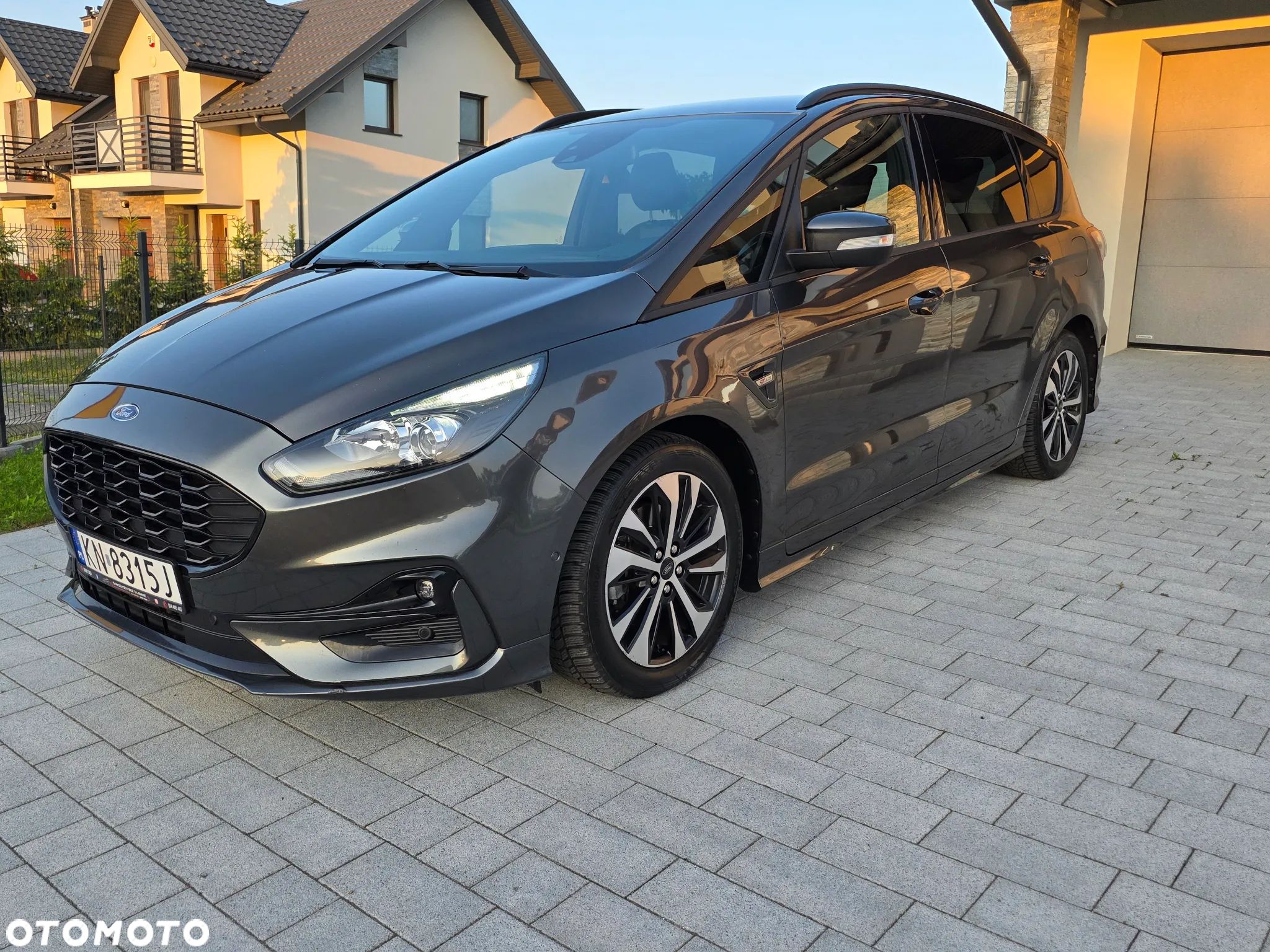 Ford S-Max 2.5 Hybrid ST-Line CVT 7os - 1