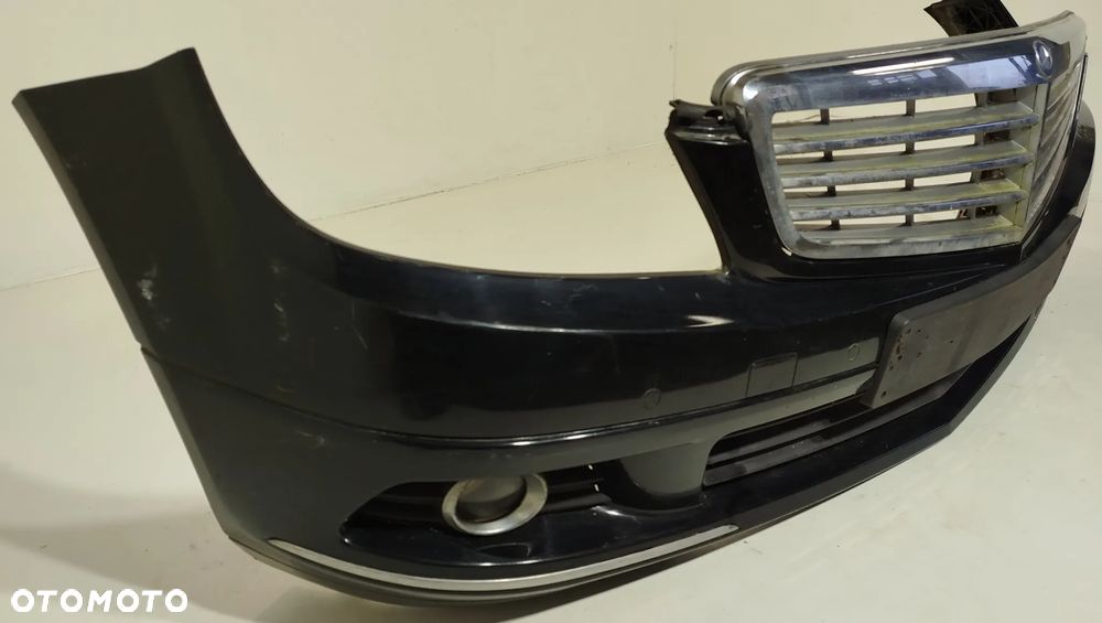 zderzak przedni przód grill MERCEDES C-KLASA W204 07-14 PDC - 2