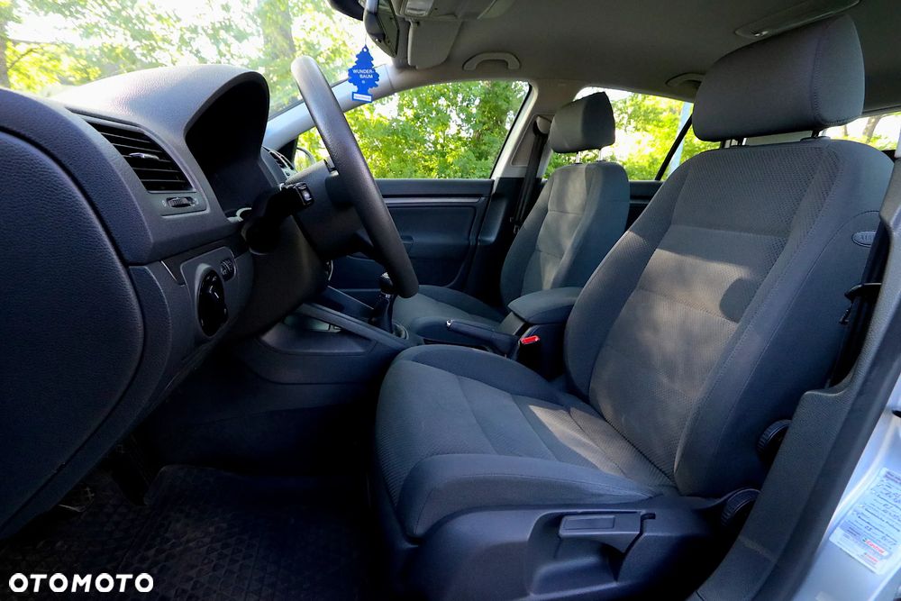 Volkswagen Golf 1.6 Trendline - 5