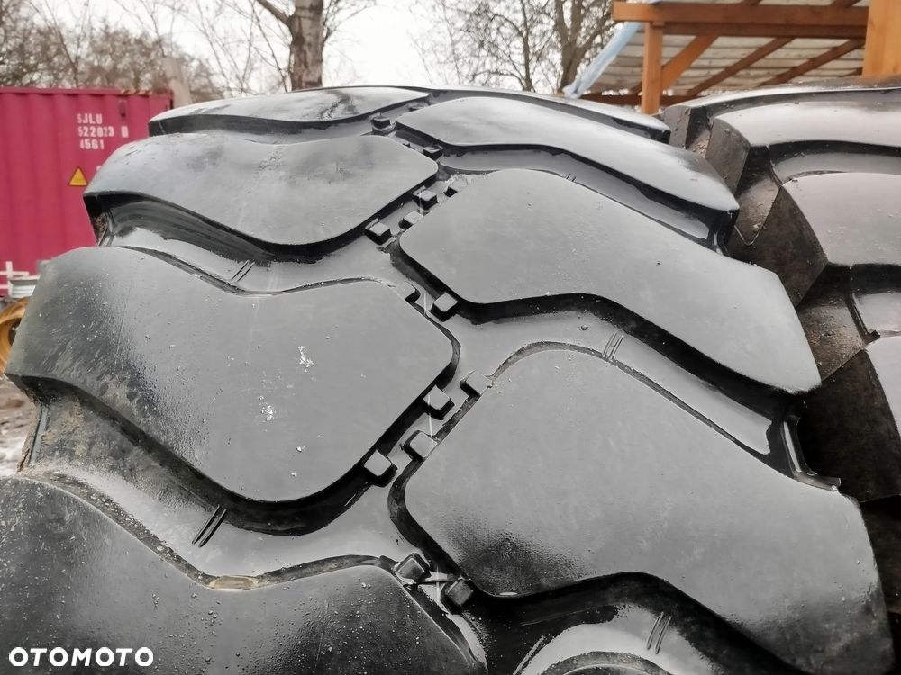 29.5R25 Bridgestone 221A2 VSDT L-5 Super stan bez napraw, zadrapań zarysowań. - 2