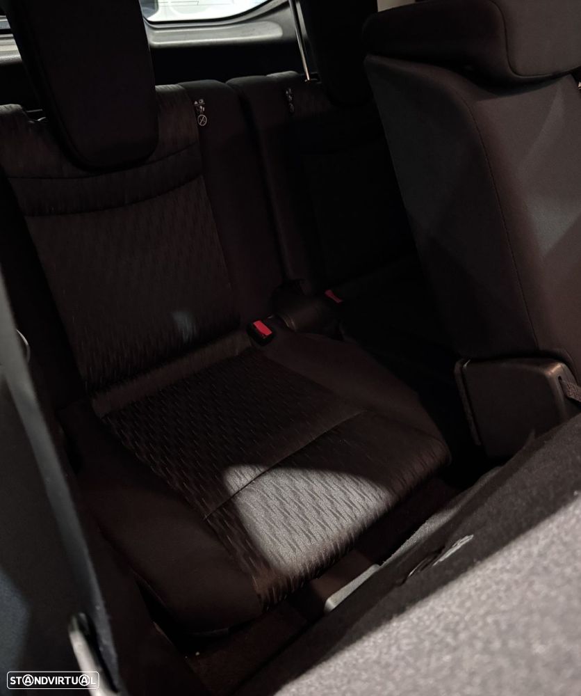 Nissan X-Trail 1.3 DIG-T N-Tec 7L DCT - 40