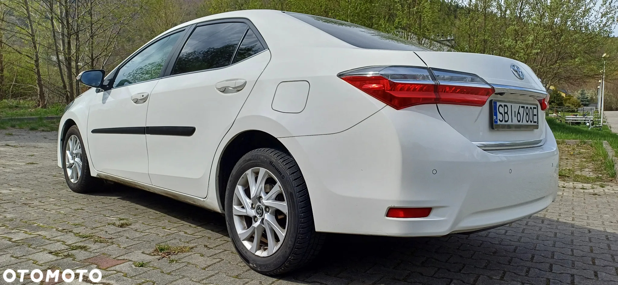 Toyota Corolla 1.6 Executive - 24