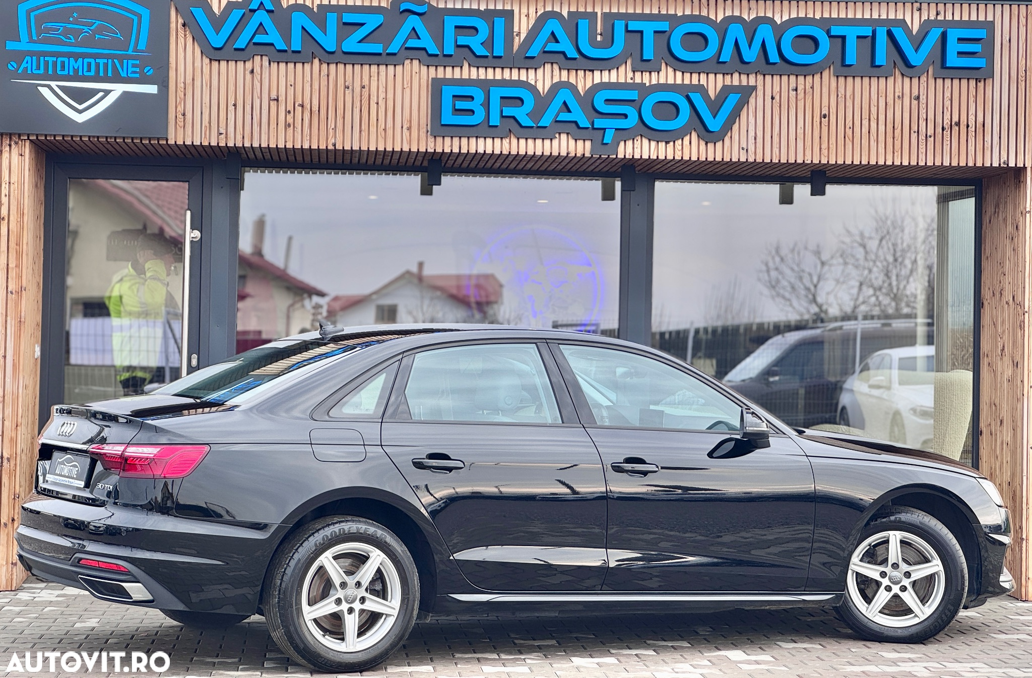 Audi A4 Avant 35 TDI S tronic - 4