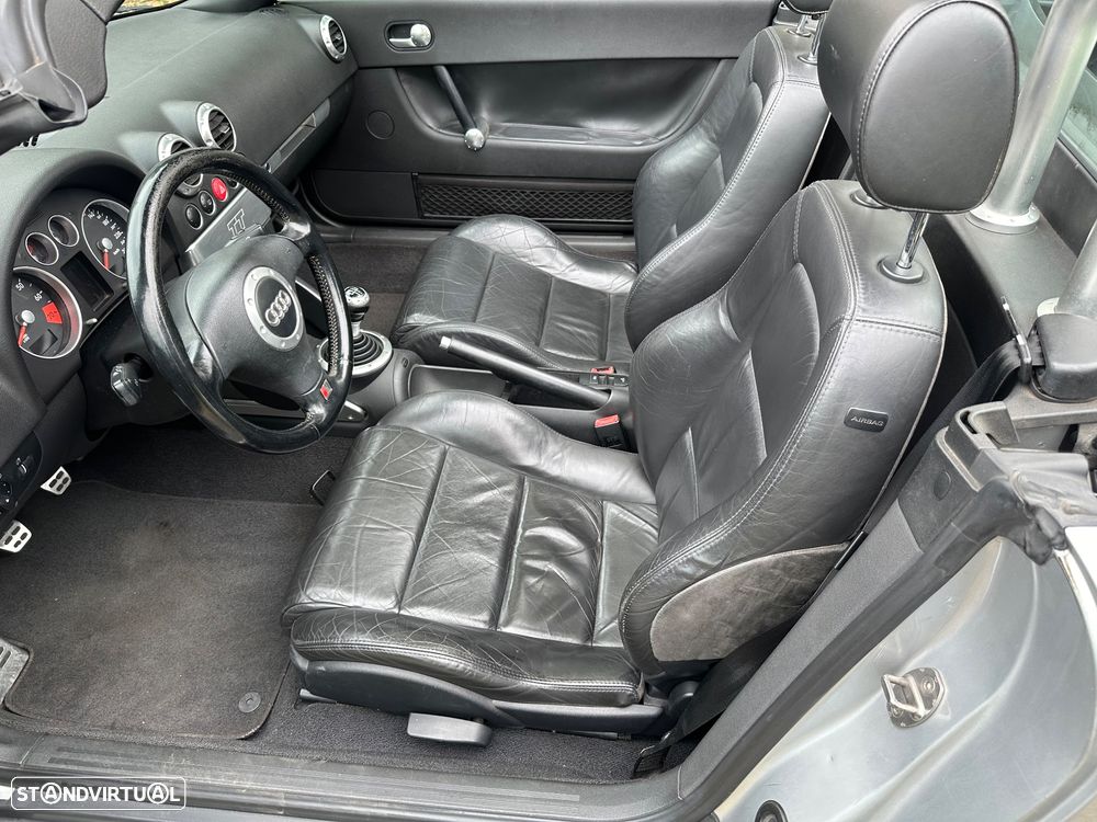 Audi TT Roadster 1.8 T S-line - 33