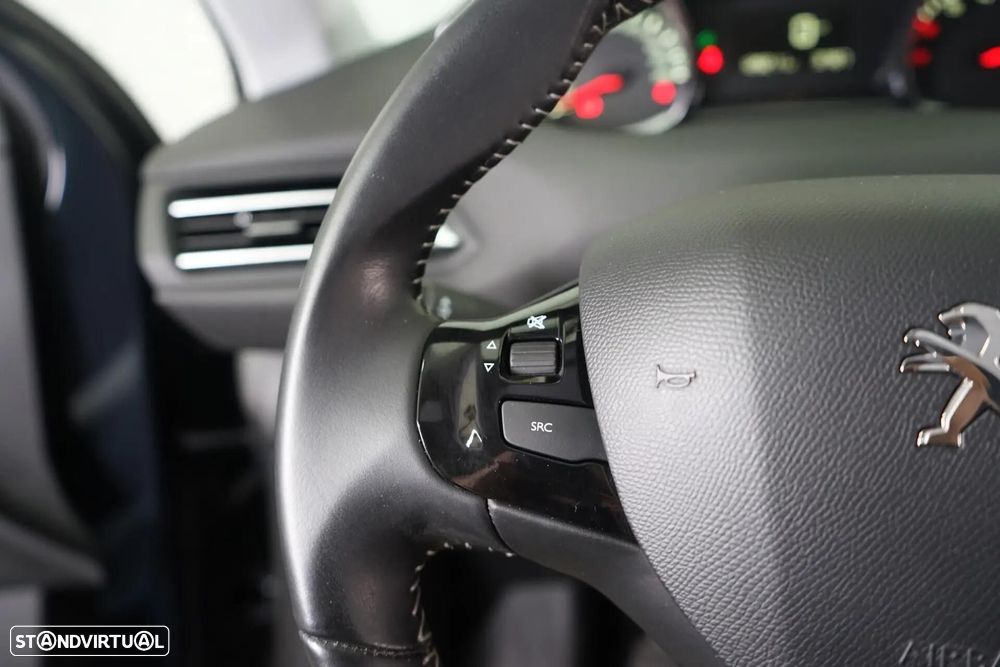 Peugeot 308 1.2 PureTech Active - 21