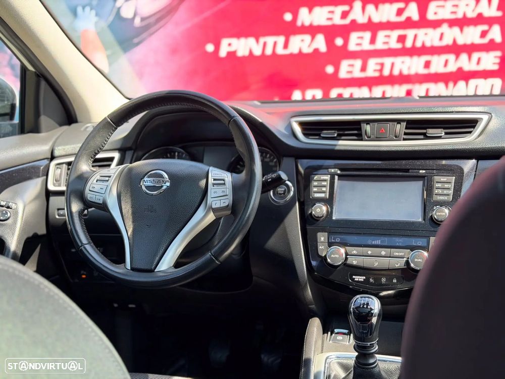 Nissan Qashqai 1.5 dCi 360 - 16