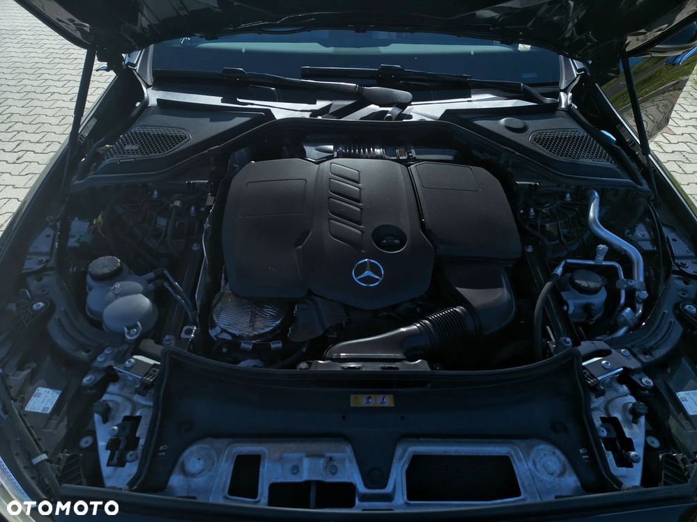 Mercedes-Benz Klasa E 300 de PHEV 4-Matic AMG 9G-Tronic - 16
