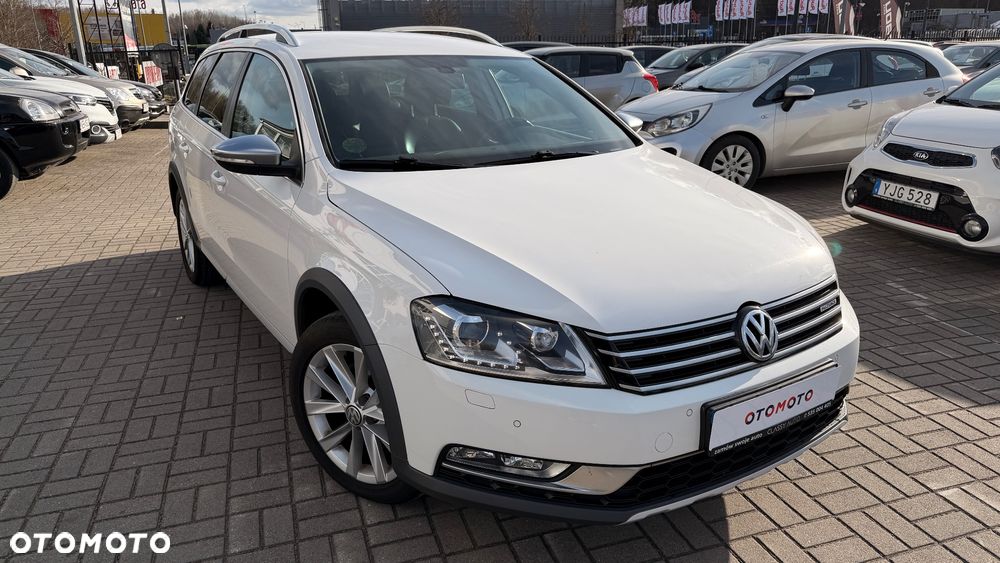 Volkswagen Passat Alltrack - 1