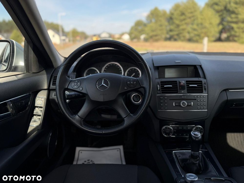 Mercedes-Benz Klasa C 180 Kompressor Elegance - 25