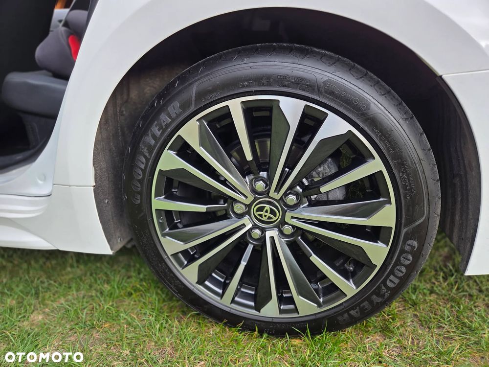 Toyota Corolla 2.0 Hybrid Style - 30