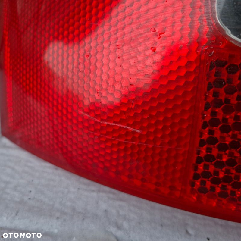 AUDI A6 C5 SEDAN LAMPA TYŁ LEWA TYLNA 4B5945095 - 3