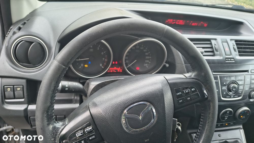 Mazda 5 - 7
