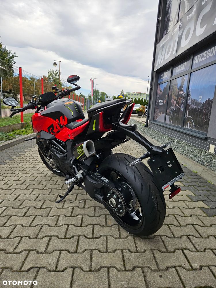 QJMOTOR SRK 921 - 4