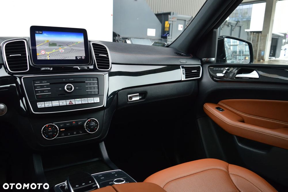 Mercedes-Benz GLS 350 d 4-Matic - 26