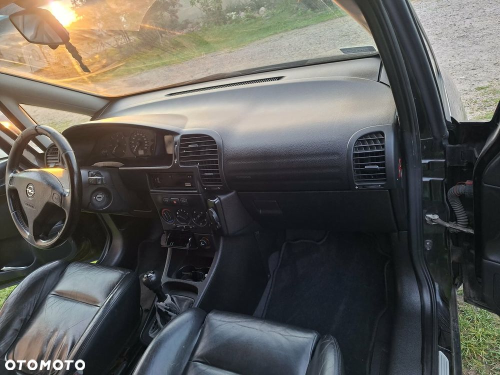 Opel Zafira 2.0 DTI Elegance - 8
