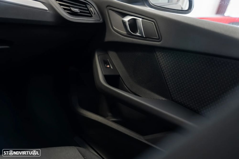 BMW 116 i Aut. Advantage - 26