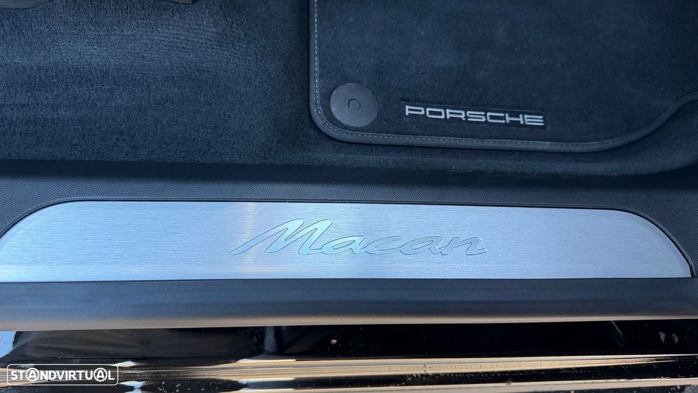 Porsche Macan Electric - 15