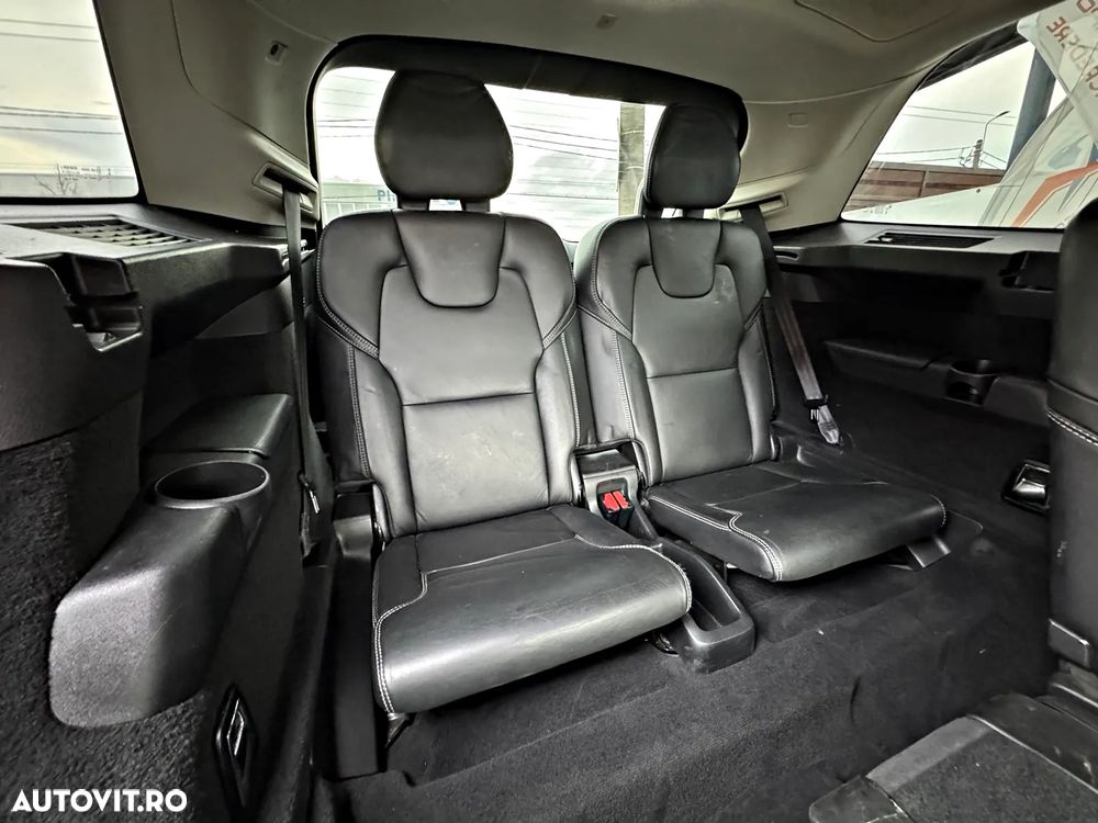 Volvo XC 90 D5 AWD Geartronic Inscription - 31