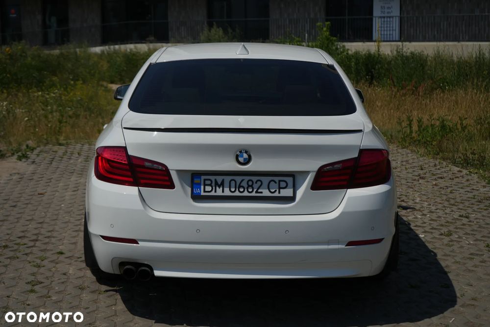 BMW Seria 5 520i - 5