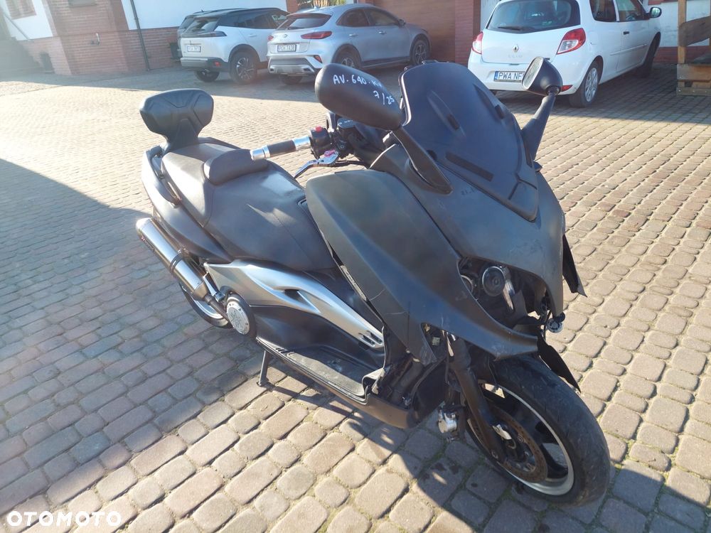 Yamaha Tmax - 7