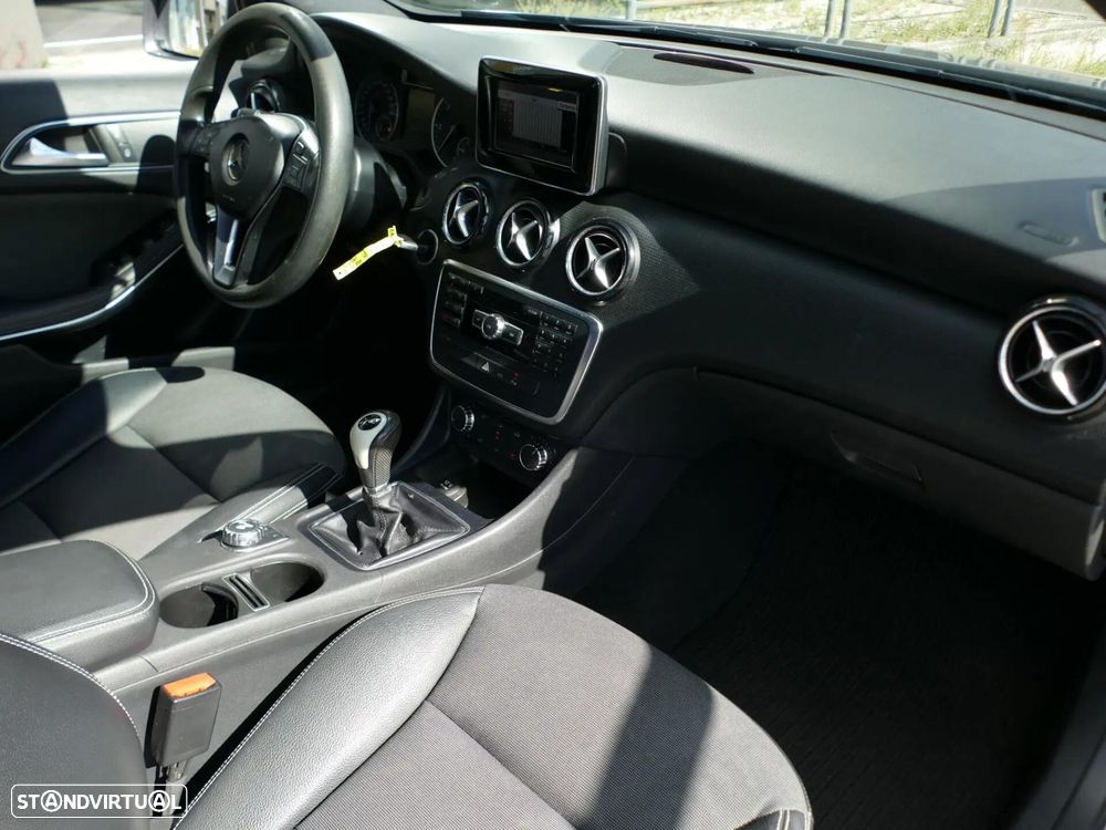 Mercedes-Benz A 180 CDI BE Edition Style - 24