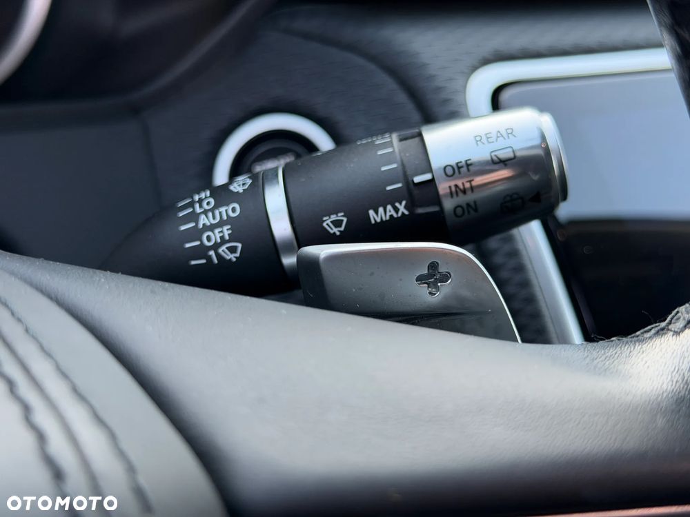 Land Rover Range Rover Velar 2.0 P250 SE - 18