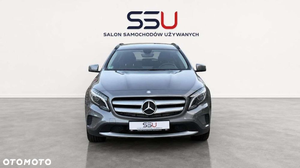Mercedes-Benz GLA 200 Style - 9