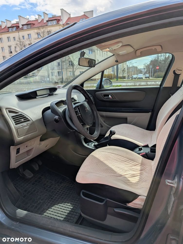 Citroën C4 1.6 HDi X - 4