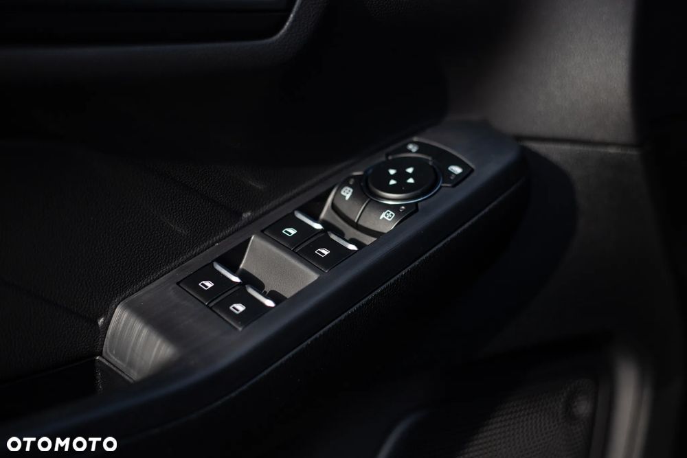 Ford Kuga 1.5 EcoBoost FWD ST-Line X - 15