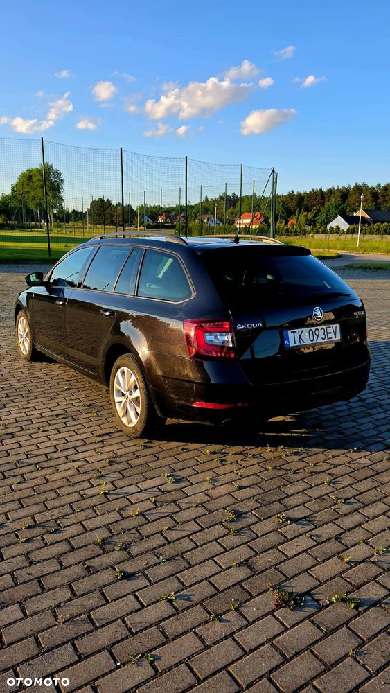Skoda Octavia 1.6 TDI Ambition DSG - 5