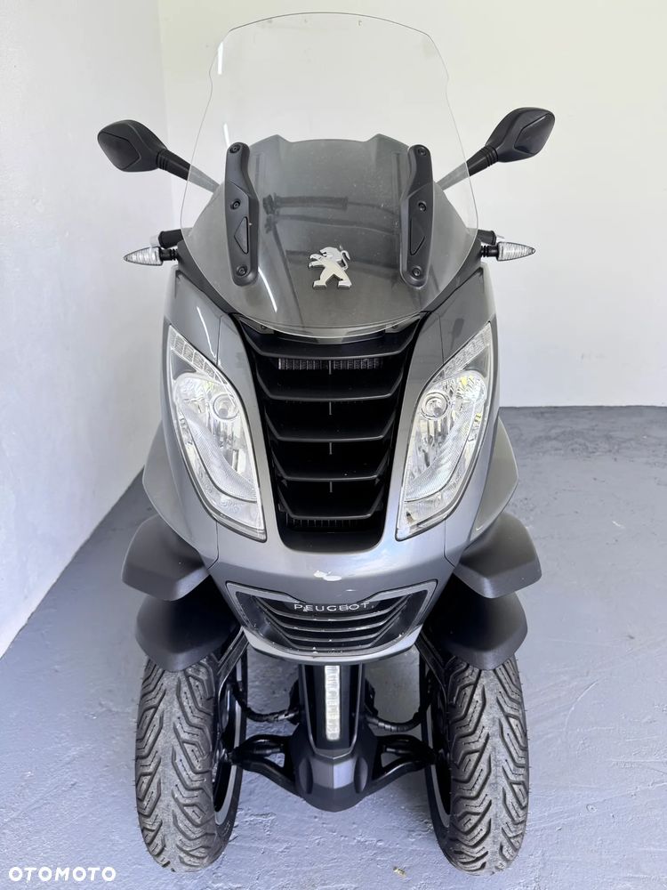 Peugeot Metropolis - 10