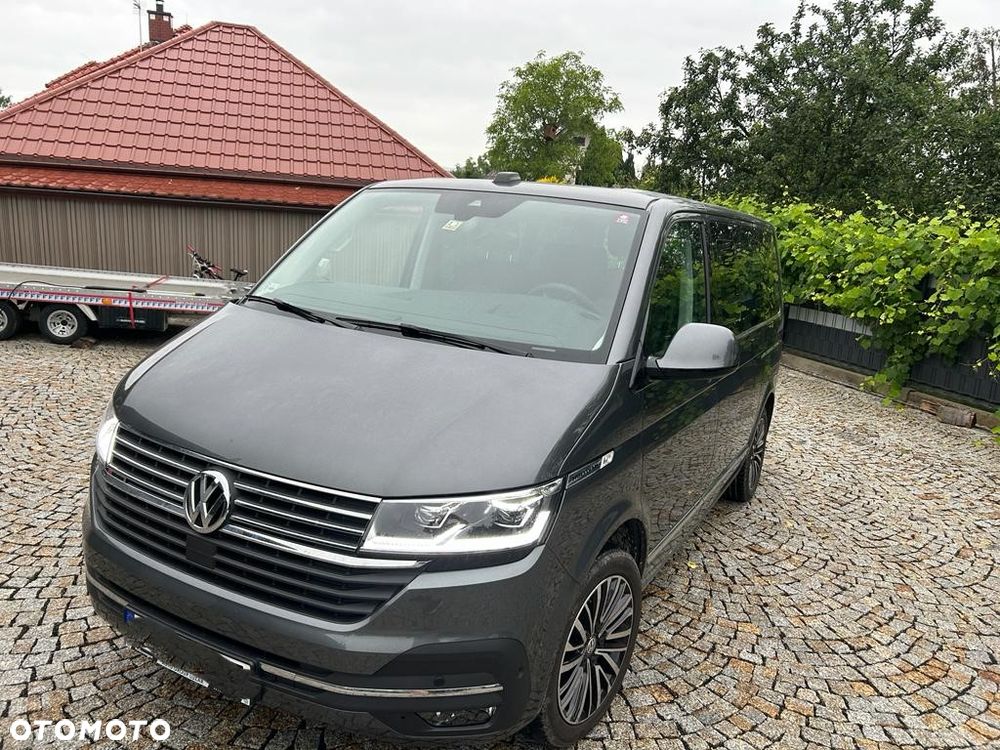 Volkswagen Multivan - 2