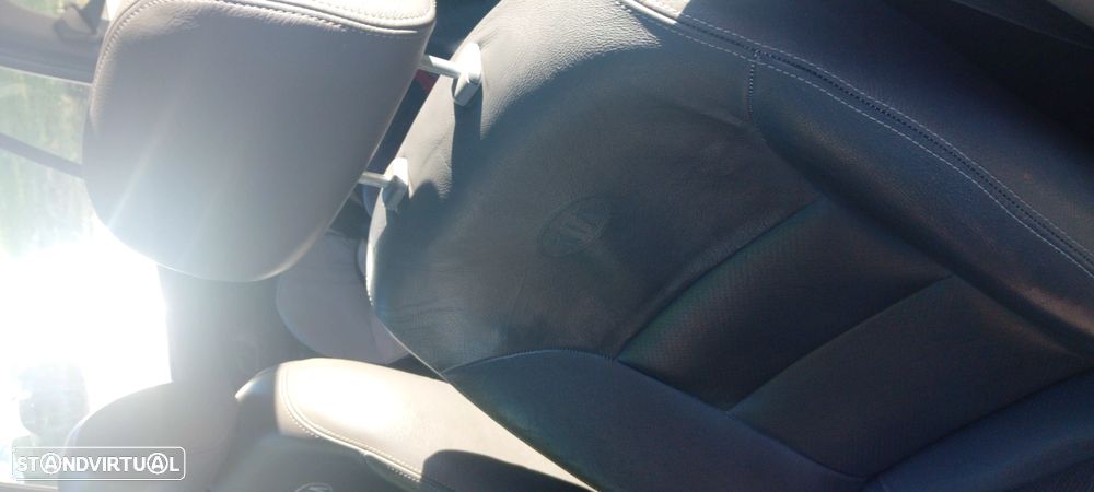 Kia Rio SW 1.3 LS - 4