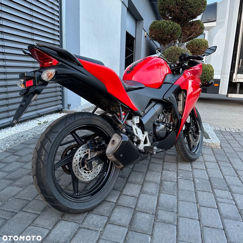 Honda CBR - 3