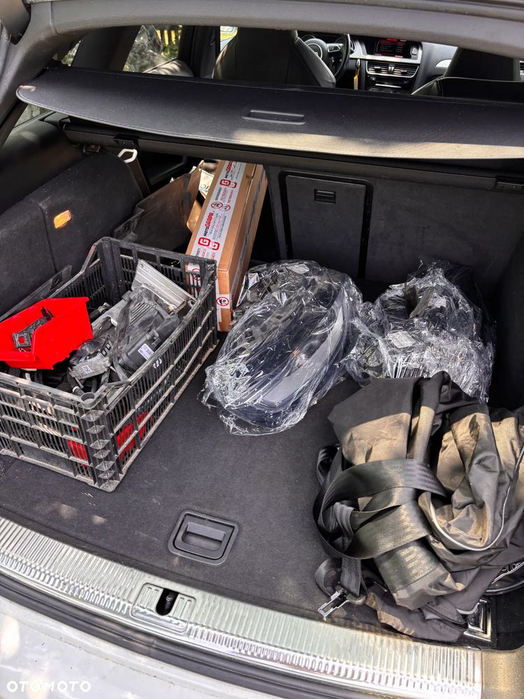 Audi S4 Avant S tronic - 25