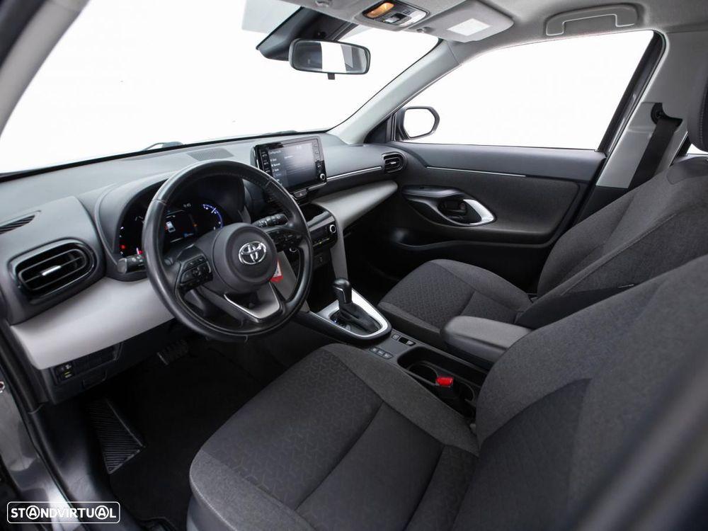 Toyota Yaris Cross 1.5 HDF Comfort - 6