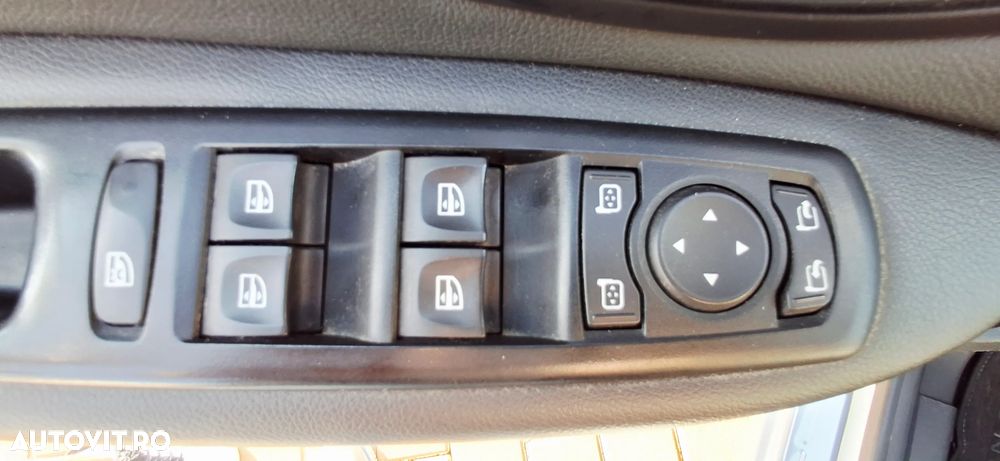 Renault Grand Scenic Energy dCi 130 Start & Stop Bose Edition - 24
