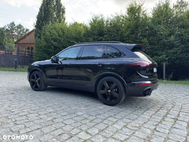 Porsche Cayenne Diesel Platinum Edition - 14