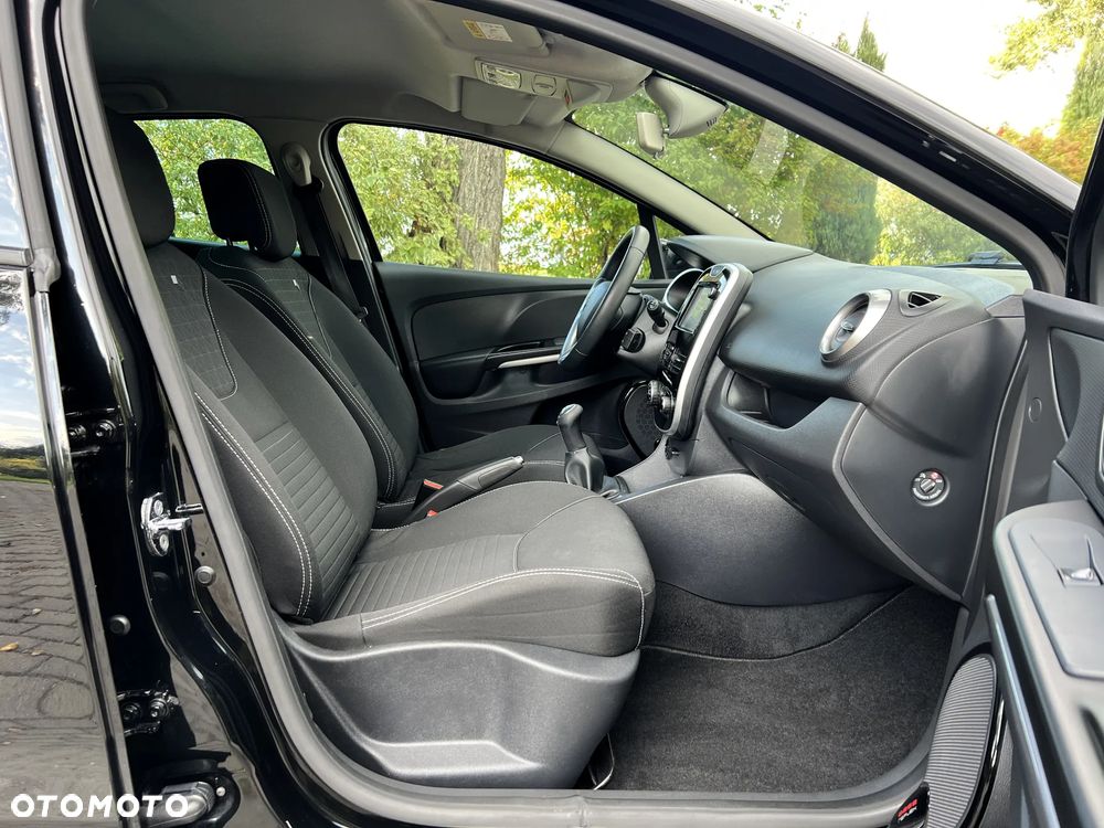 Renault Clio TCe 90 Limited - 32