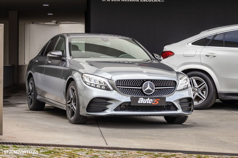 Mercedes-Benz C 300 de AMG Line - 2