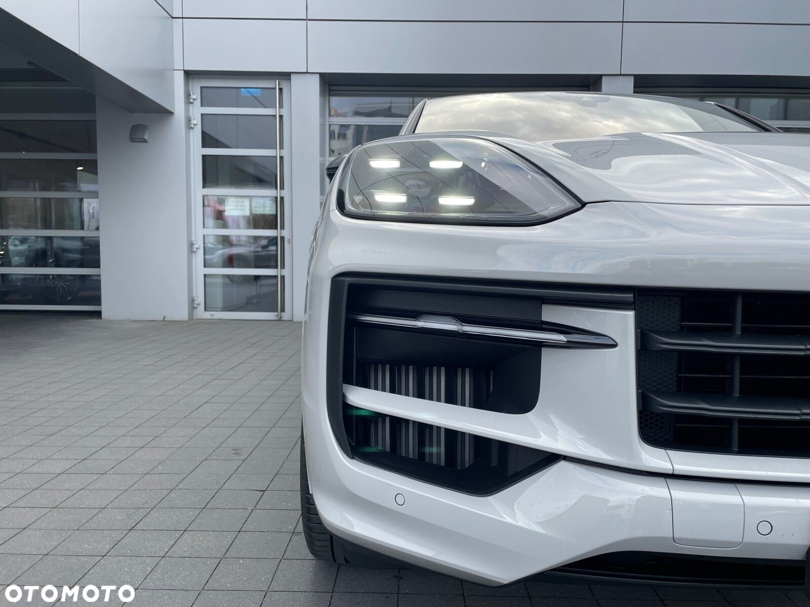 Porsche Cayenne Coupe S - 3