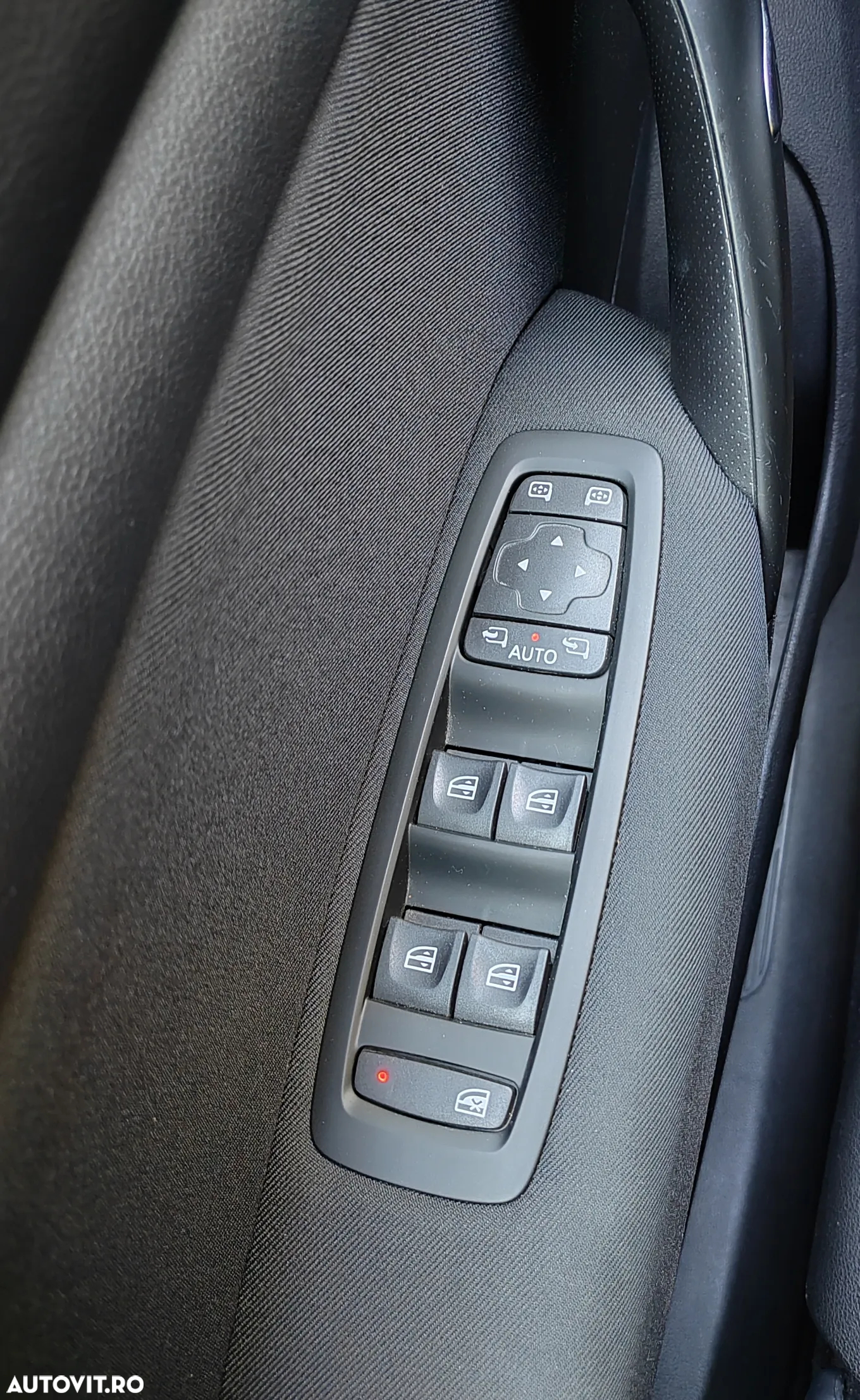 Renault Megane Grandtour E-TECH Plug-in 160 BUSINESS EDITION - 35