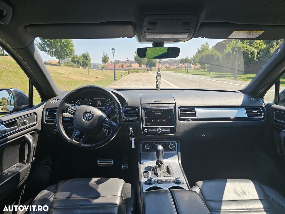 Volkswagen Touareg 3.0 V6 TDI BMT - 9