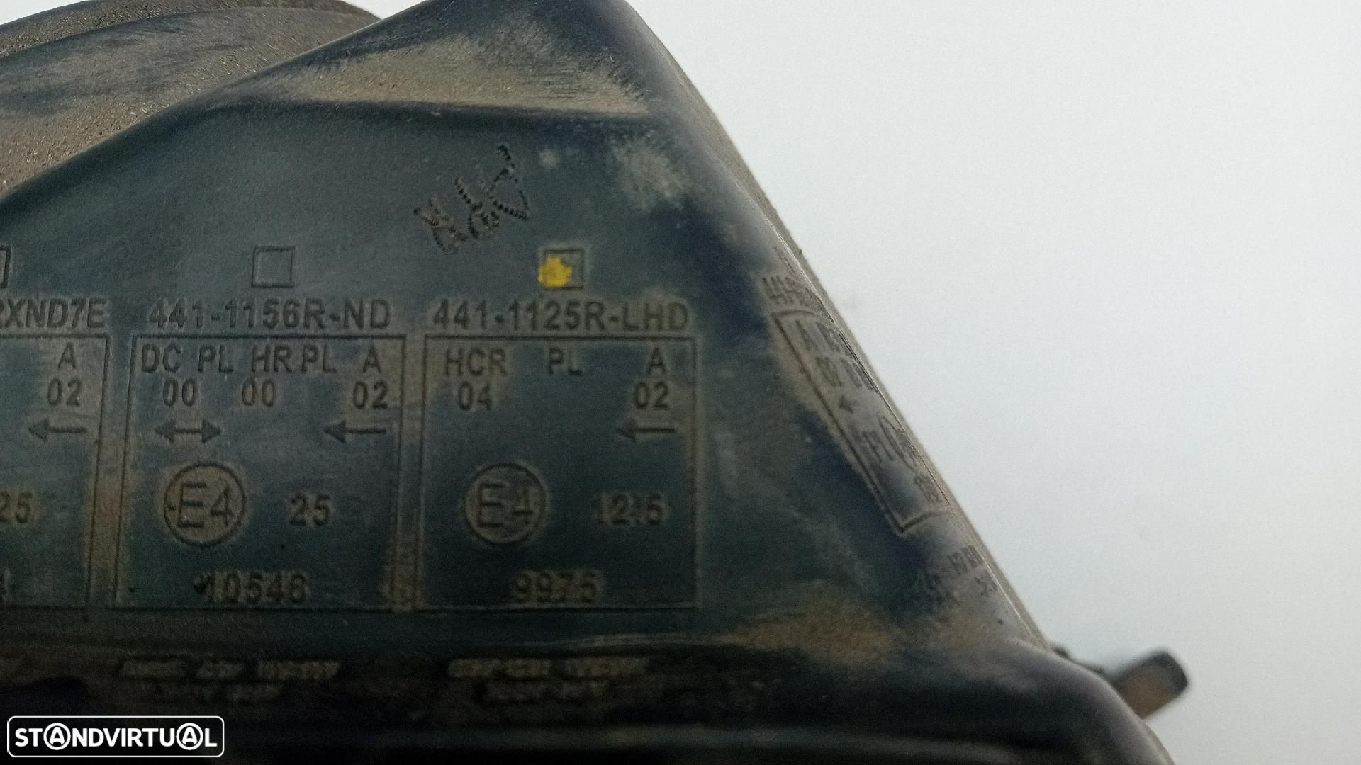 Ótica / farol direita VOLKSWAGEN Passat (3B2) - 6