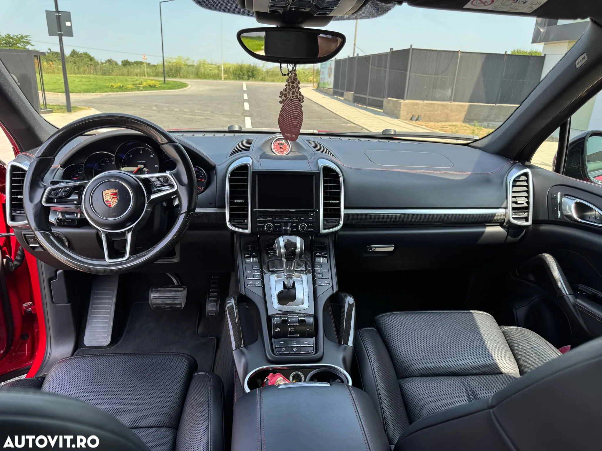 Porsche Cayenne 3.0 L - 9