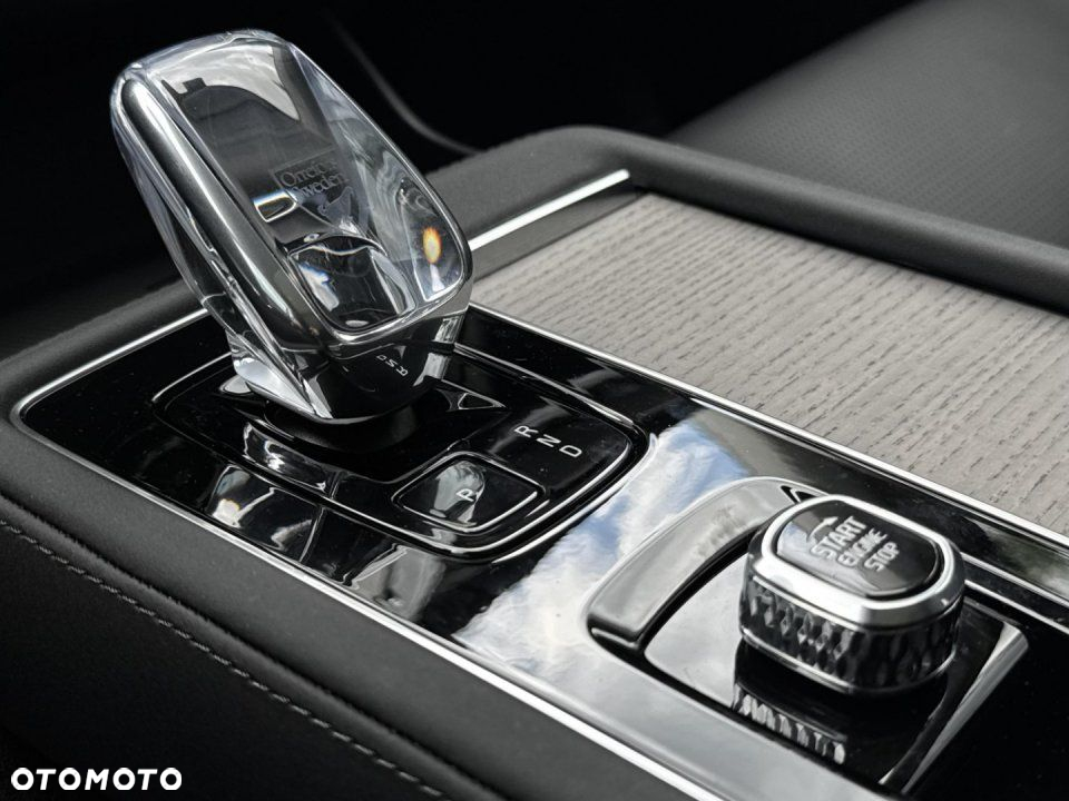 Volvo XC 90 - 23